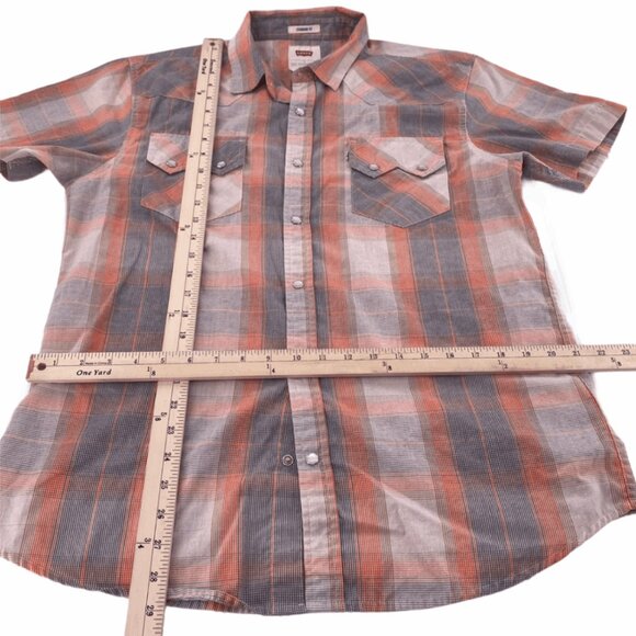 Levis Strauss Mens Shirt Size L Short Sleeve Button Up Collared Plaid Pearl Snap - Picture 2 of 5